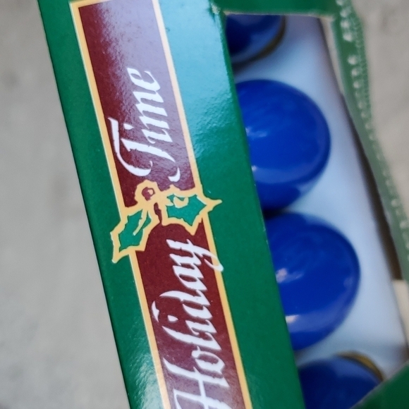 Holiday Time 4 Boxes BLUE C9 Replacement Bulbs Indoor outdoor intermediate base - Picture 6 of 6